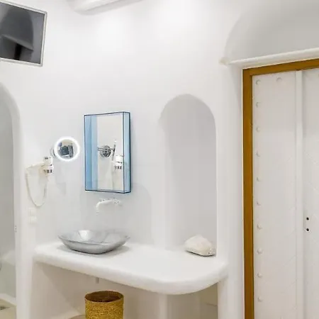 Euphoria Downtown * Naxos City