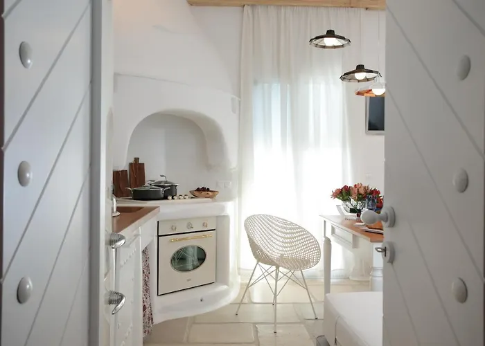 Euphoria Downtown Apartment